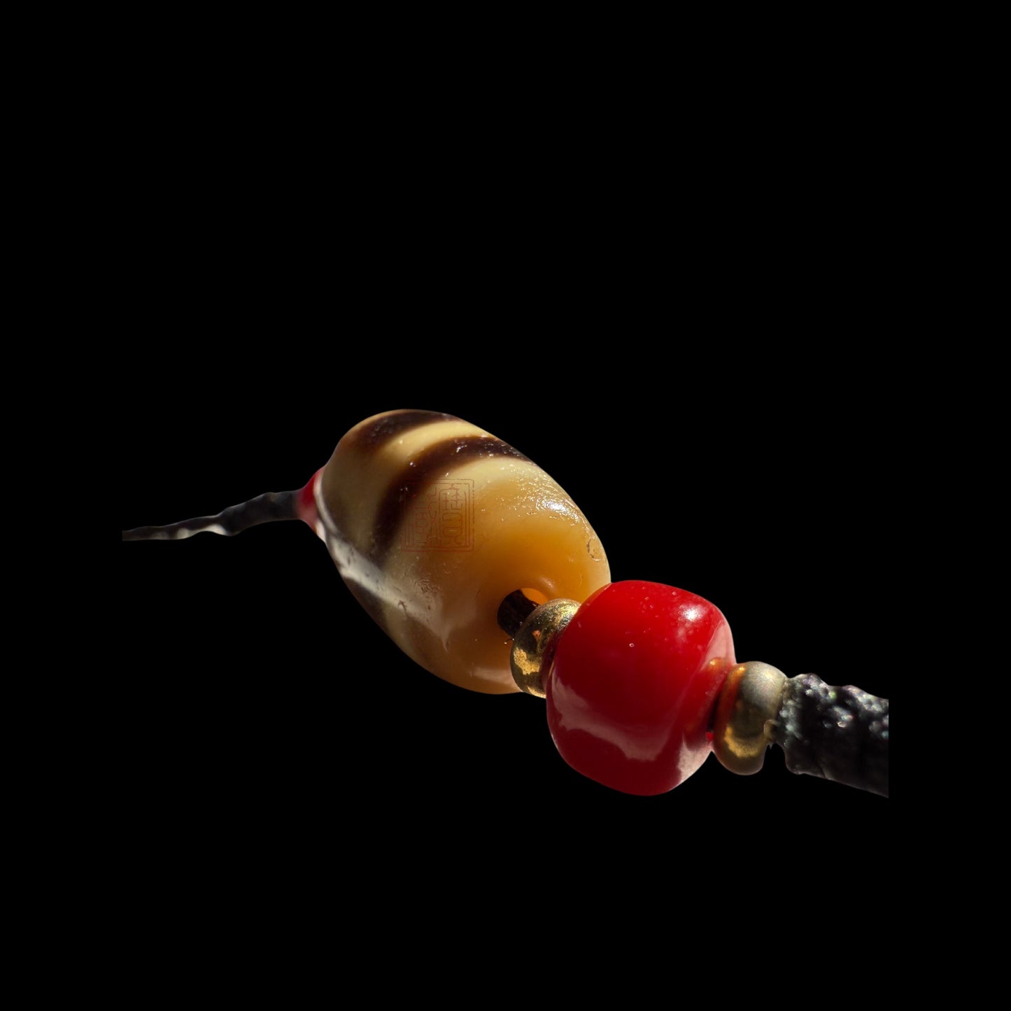 Heaven and Earth Dzi 天地天珠