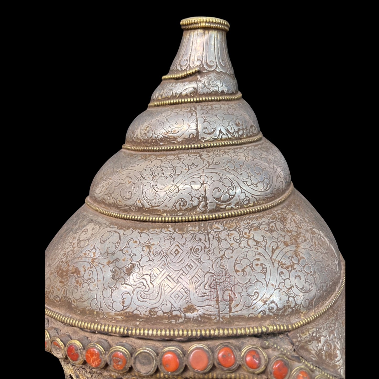 Right-turning Dharma Conch 右旋法螺